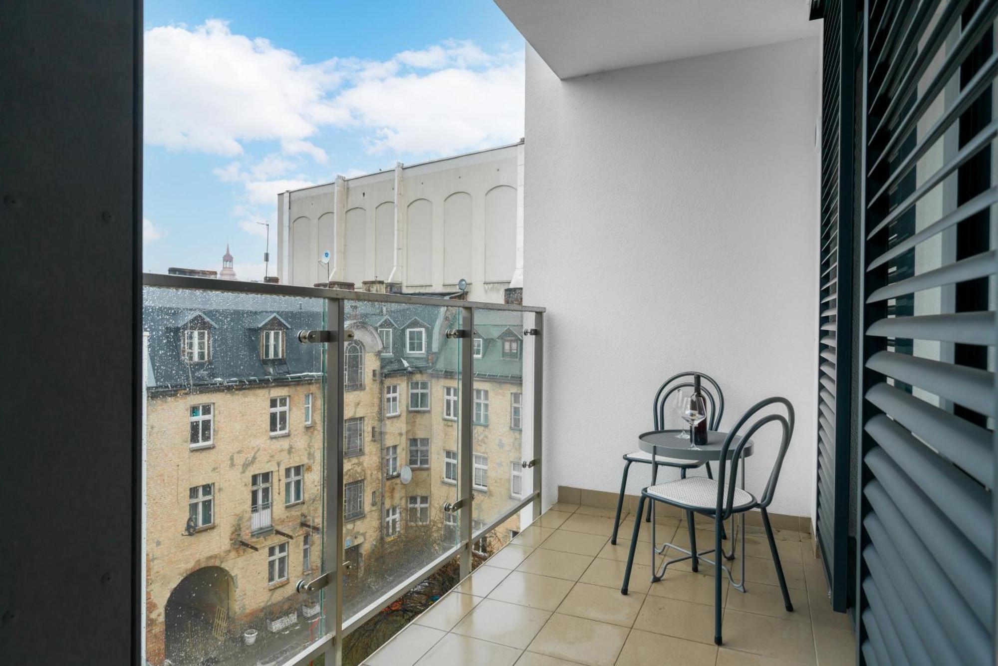 Apartament Black & White Mostowa By Renters Poznań Exterior foto
