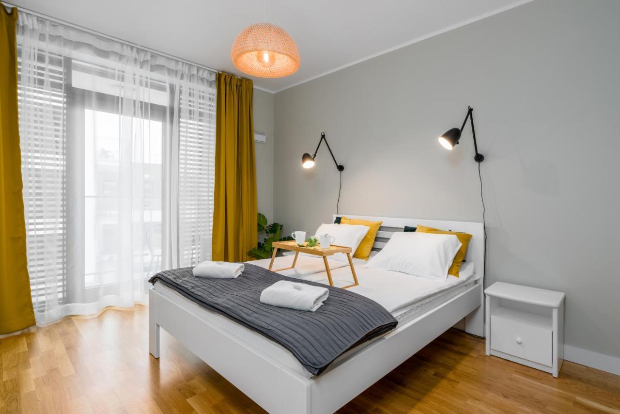 Apartament Black & White Mostowa By Renters Poznań Exterior foto